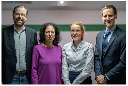 Der neu gewählte Vorstand der dgpzm von links nach rechts: PD Dr. Dr. Philipp Kanzow, Prof. Dr. Anahita Jablonski-Momeni, Prof. Dr. Cornelia Frese, Dr. Benedikt Luka.
